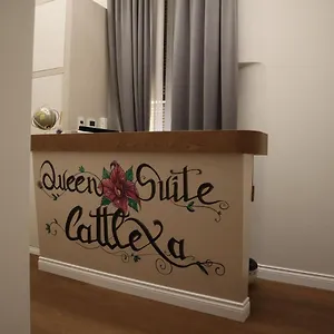 Queen Cattleya Guest house